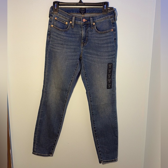 MID RISE SKINNY JEAN